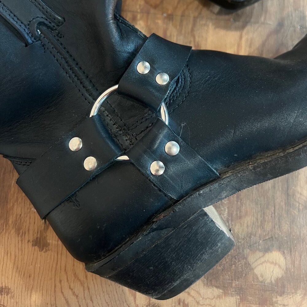 FRYE Harness Leather Belted Western Moto Boot - Black Square Toe 9/8R Women’s - Picture 6 of 9